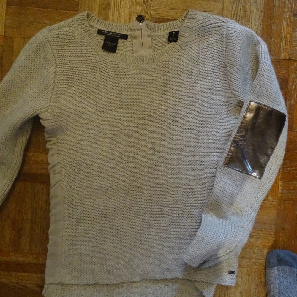 MAISON SCOTCH SWEATER SIZE 1 SEE THROUGH SIDES AND ZIPPERED CUFFS